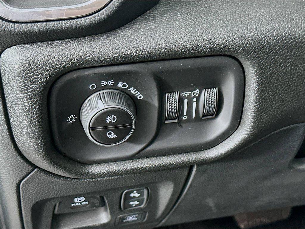 new 2026 Ram 1500 car, priced at $61,889