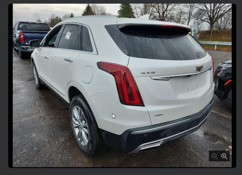 used 2022 Cadillac XT5 car, priced at $28,800