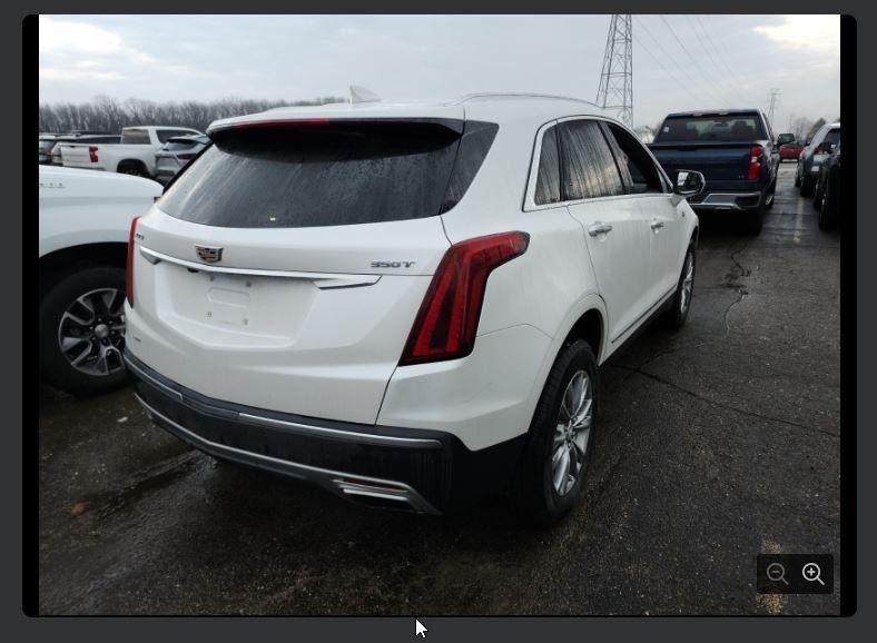 used 2022 Cadillac XT5 car, priced at $28,800