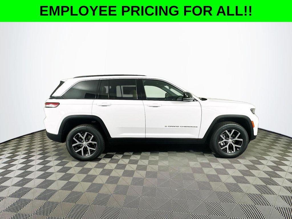 new 2025 Jeep Grand Cherokee car, priced at $42,846