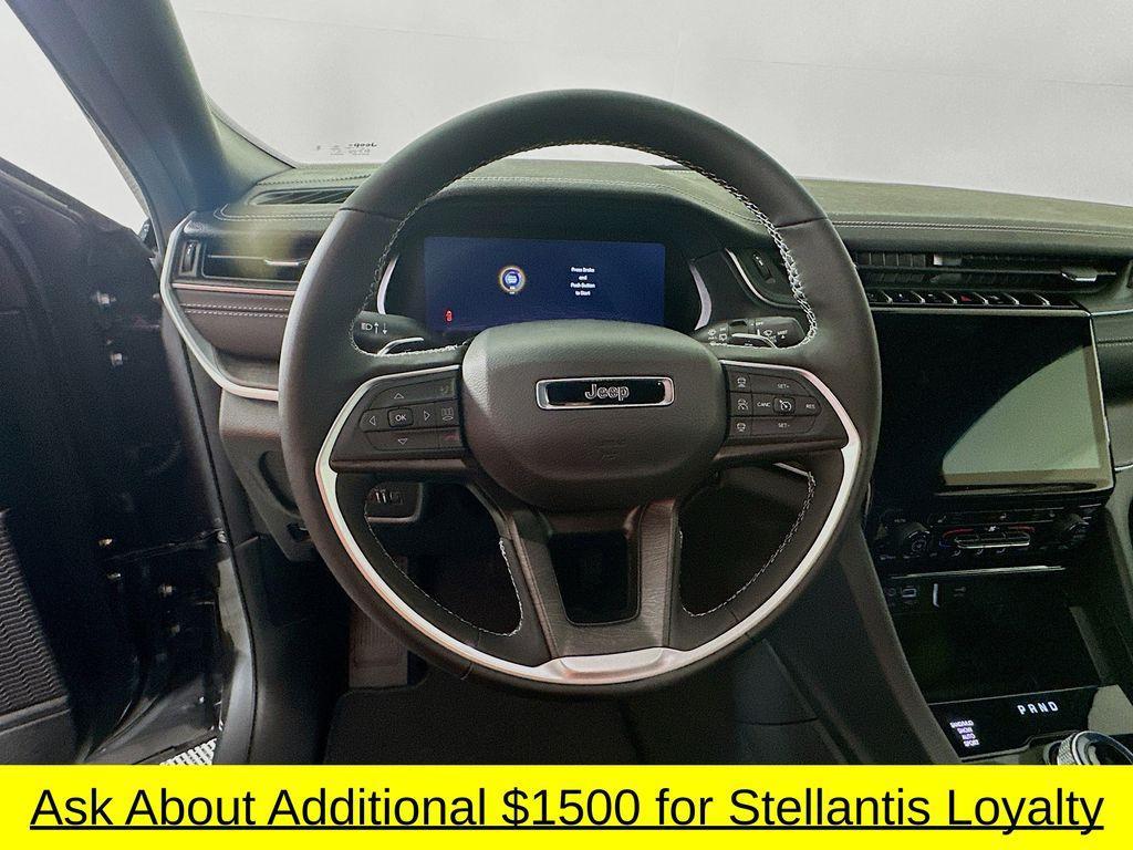 new 2025 Jeep Grand Cherokee car, priced at $47,808