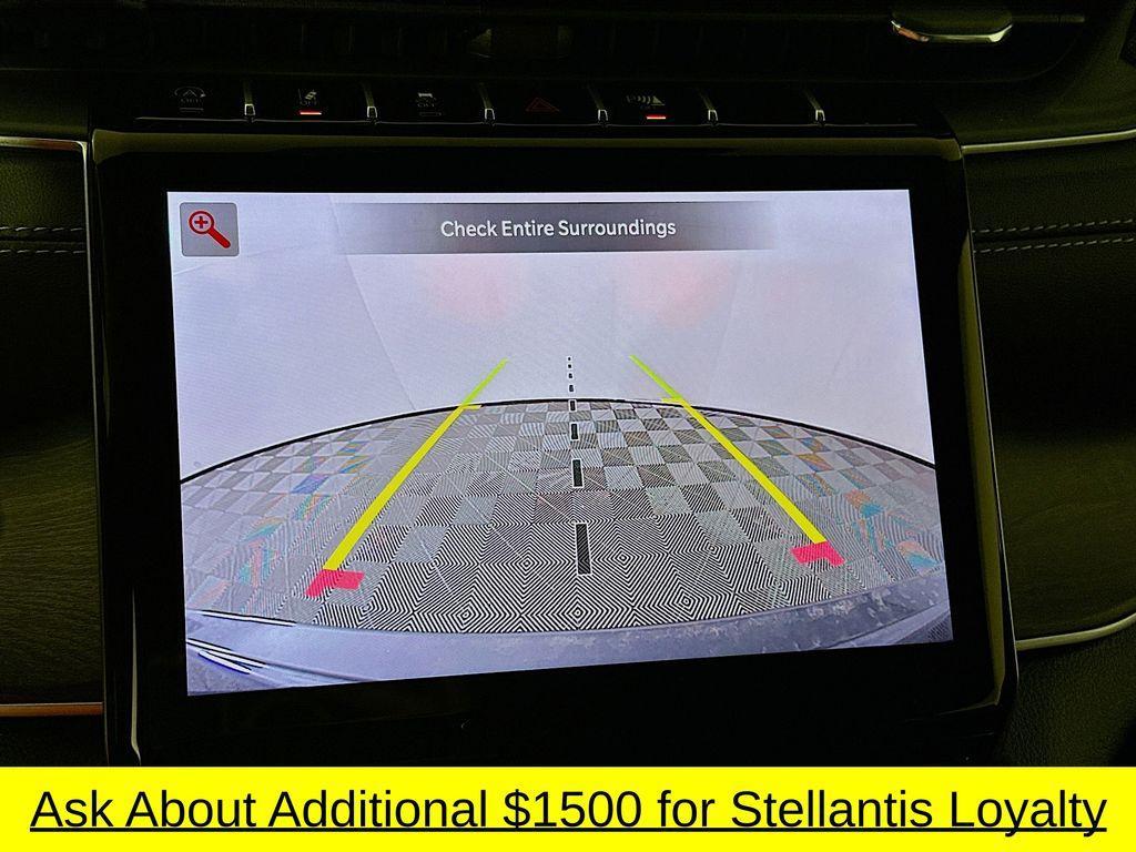 new 2025 Jeep Grand Cherokee car, priced at $47,808