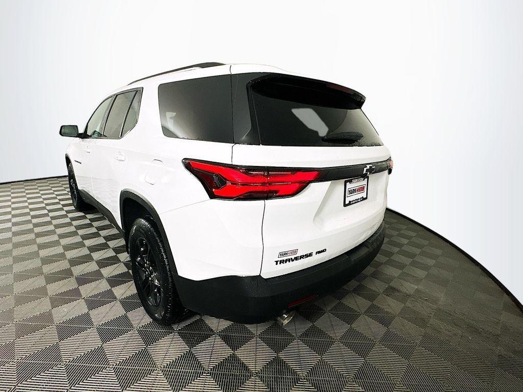 used 2023 Chevrolet Traverse car, priced at $25,503