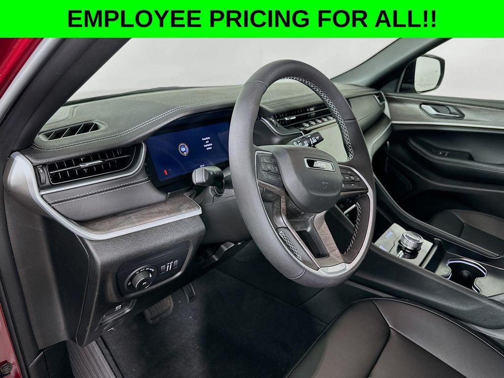 new 2025 Jeep Grand Cherokee L car, priced at $49,697