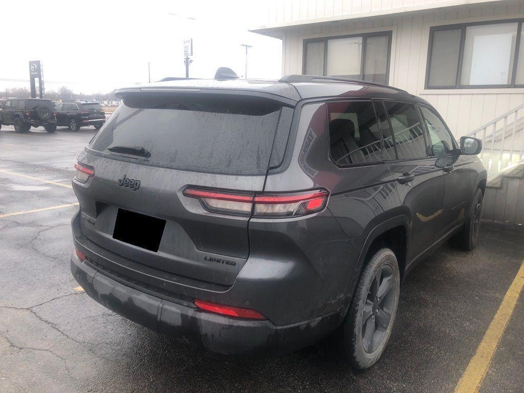 used 2022 Jeep Grand Cherokee L car, priced at $33,499