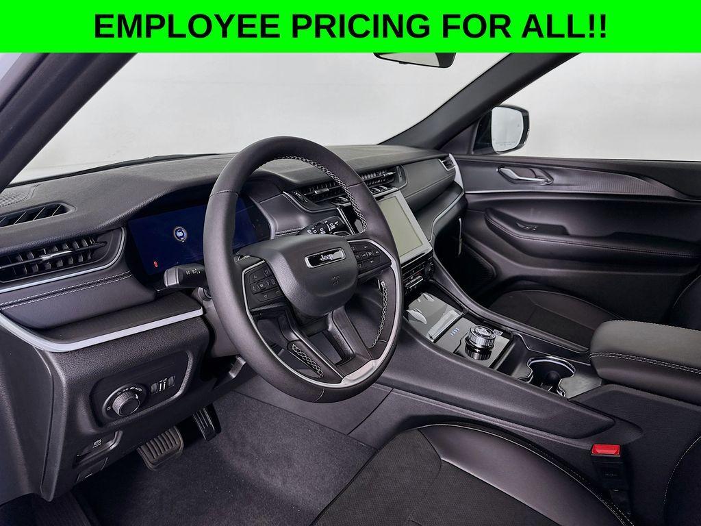 new 2025 Jeep Grand Cherokee L car, priced at $44,835