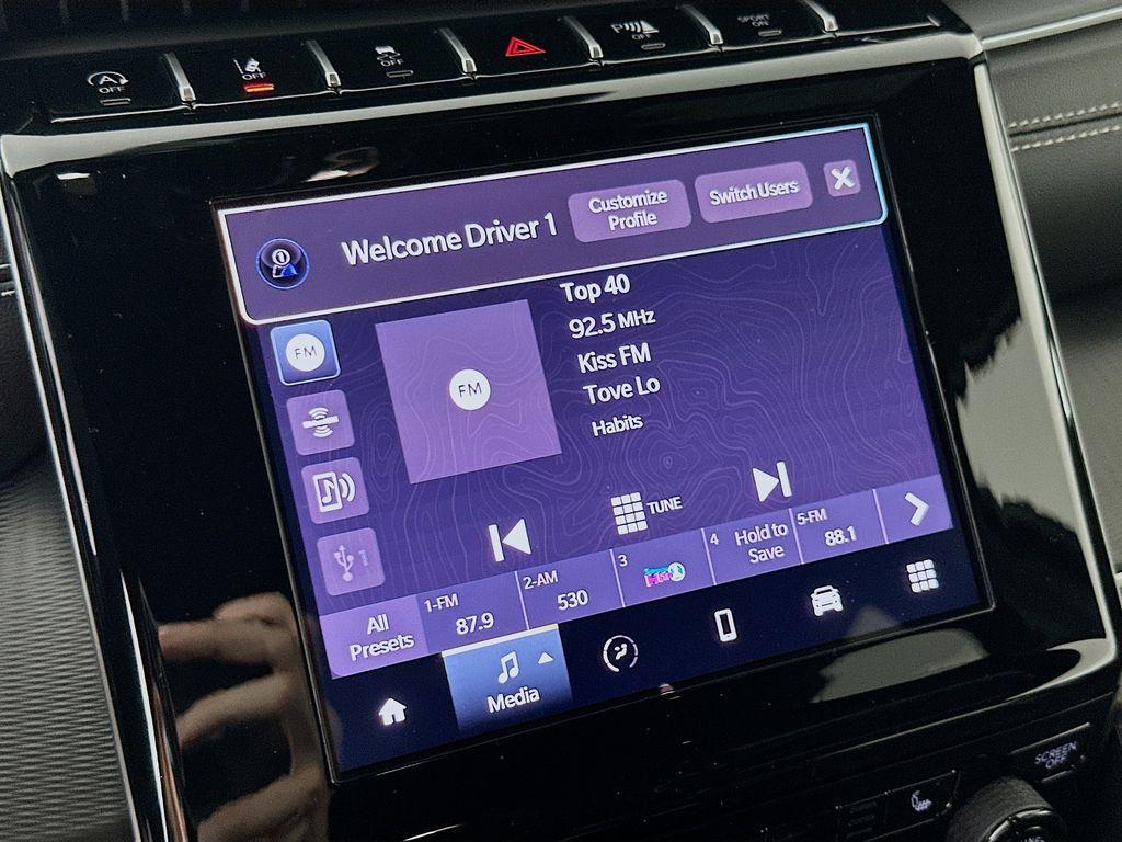 new 2025 Jeep Grand Cherokee L car, priced at $43,335
