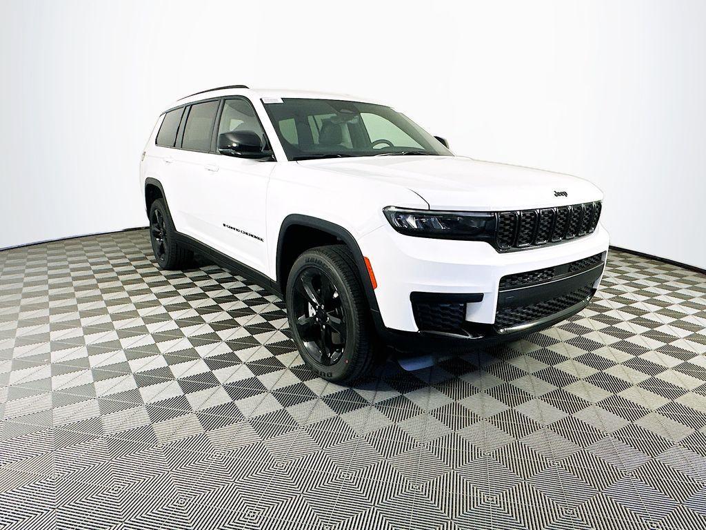 new 2025 Jeep Grand Cherokee L car, priced at $43,335