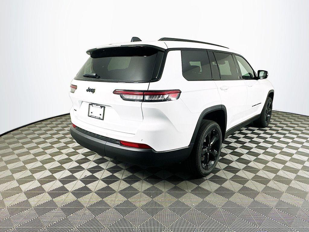 new 2025 Jeep Grand Cherokee L car, priced at $43,335