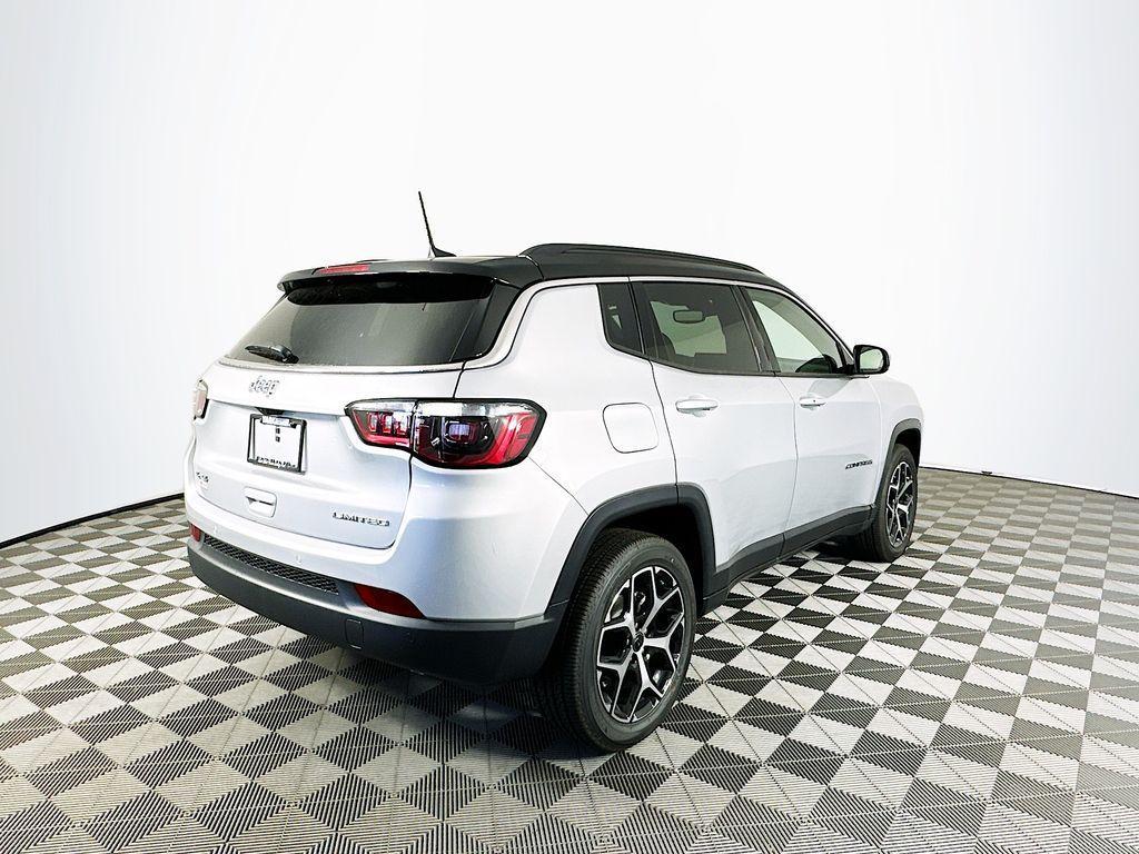 new 2025 Jeep Compass car, priced at $30,697