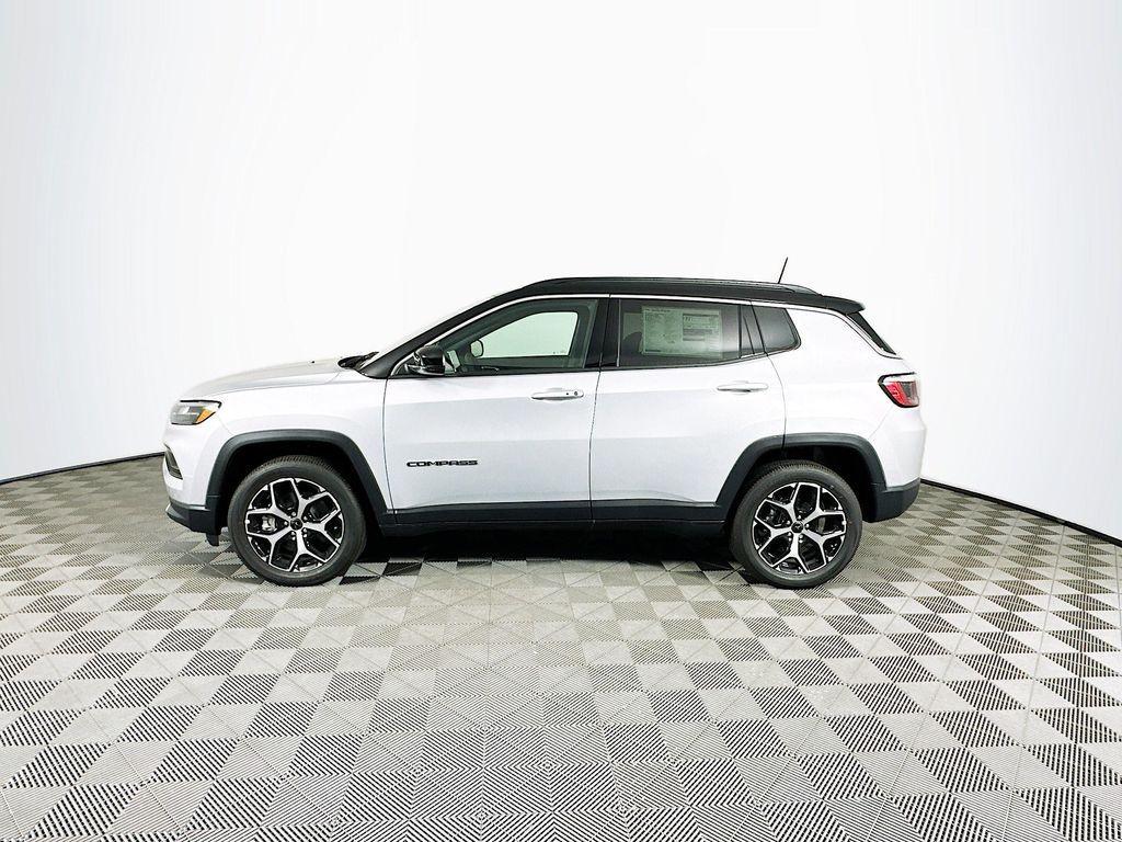 new 2025 Jeep Compass car, priced at $30,697