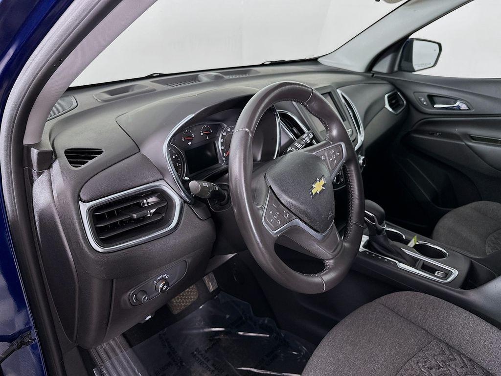 used 2022 Chevrolet Equinox car, priced at $19,299