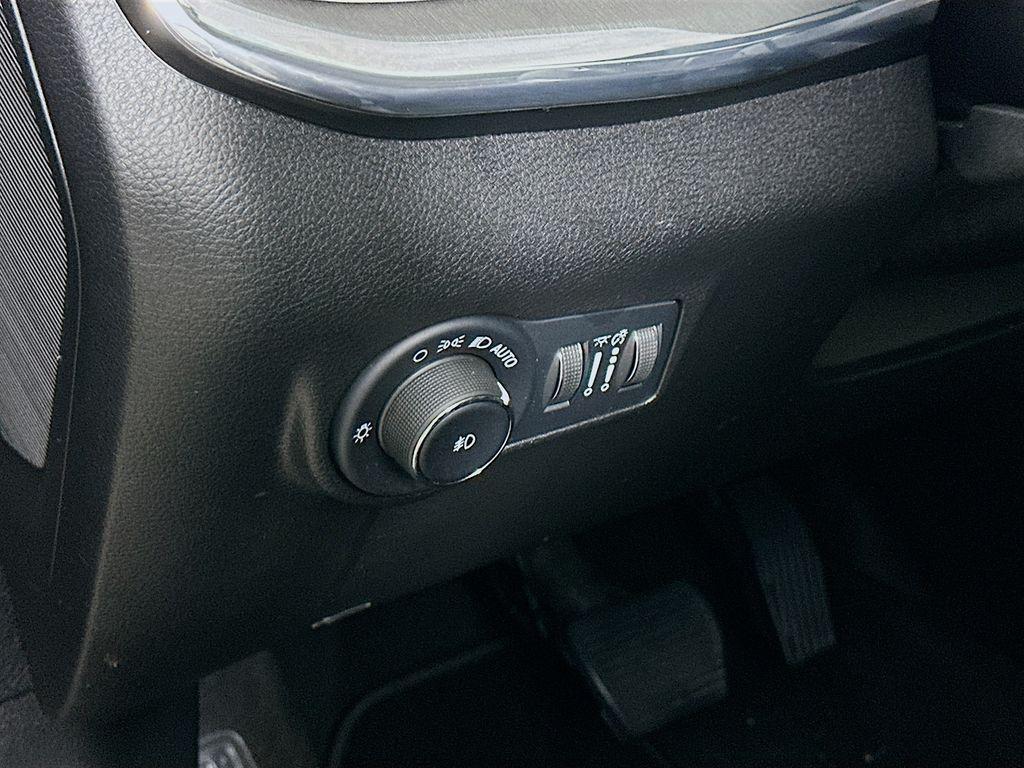used 2022 Jeep Compass car, priced at $23,550
