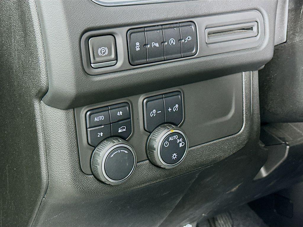 used 2021 Chevrolet Tahoe car, priced at $38,991