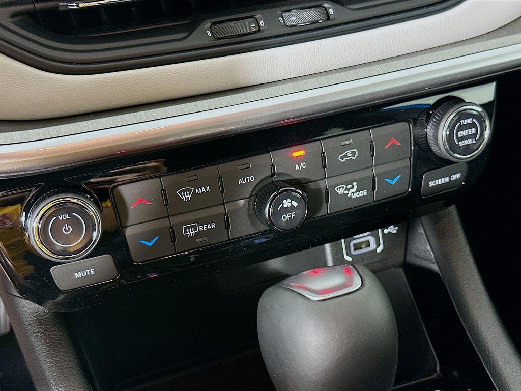 new 2025 Jeep Compass car, priced at $32,485