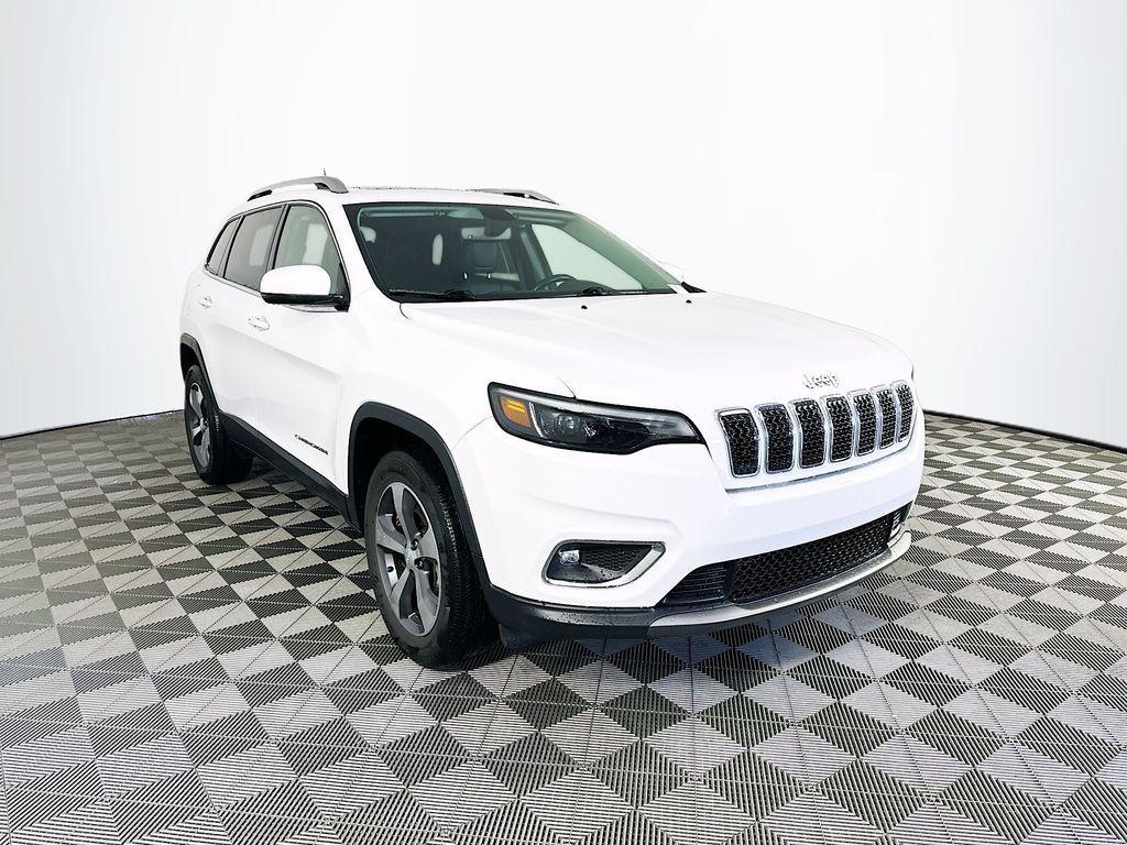 used 2020 Jeep Cherokee car, priced at $18,844