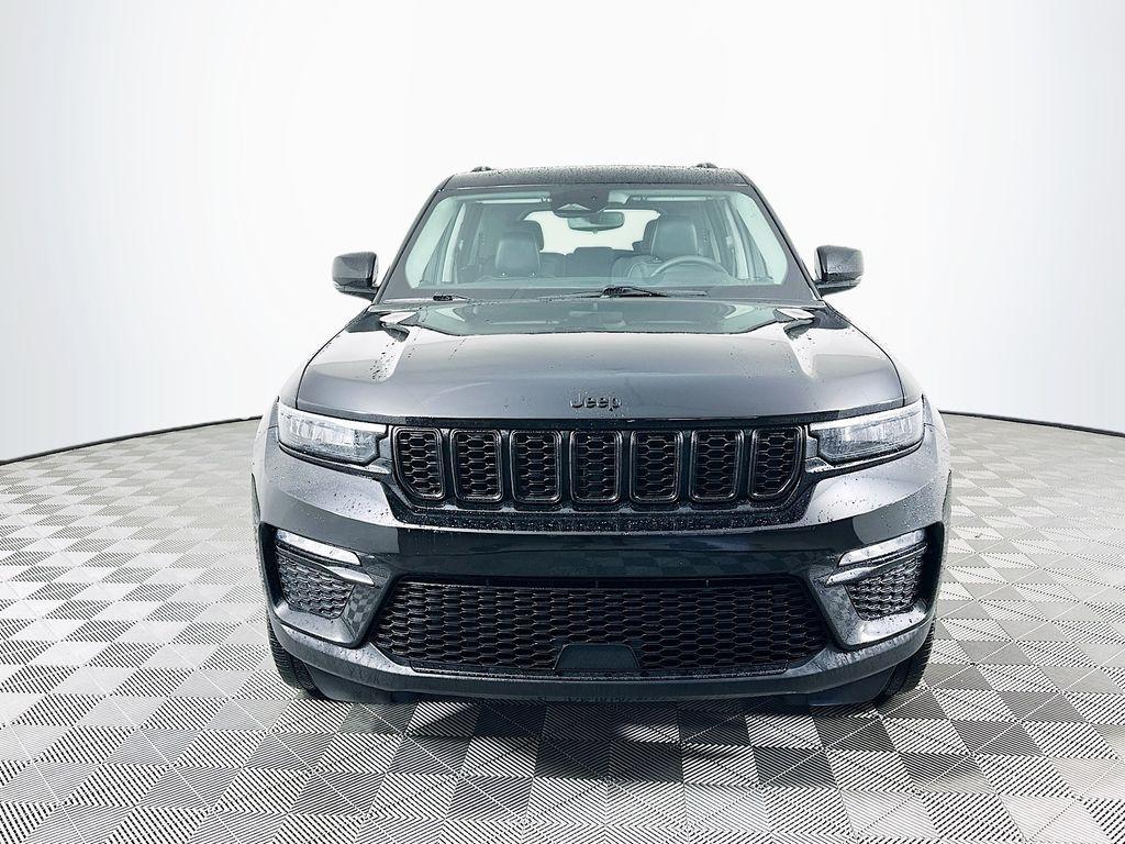 used 2023 Jeep Grand Cherokee car, priced at $32,994