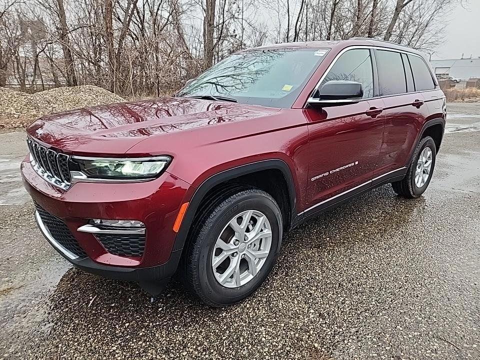 used 2023 Jeep Grand Cherokee car, priced at $33,000