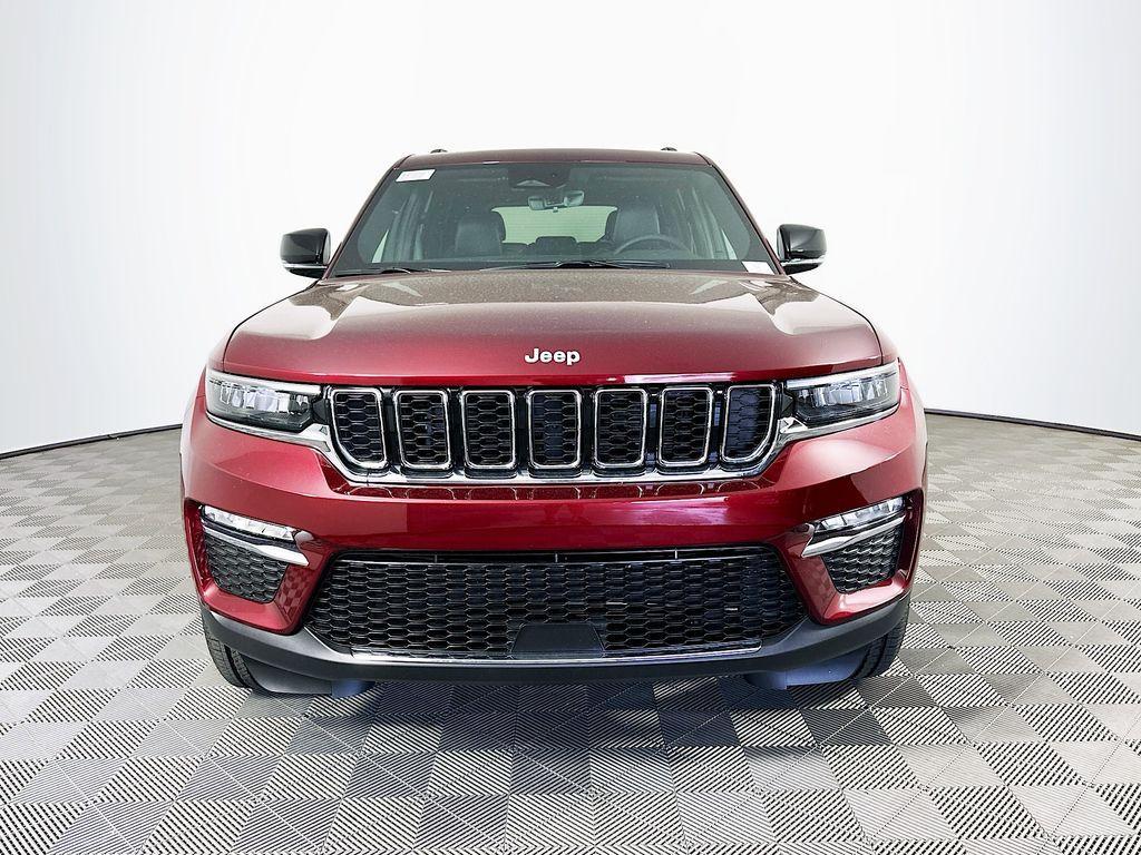new 2025 Jeep Grand Cherokee car, priced at $47,750