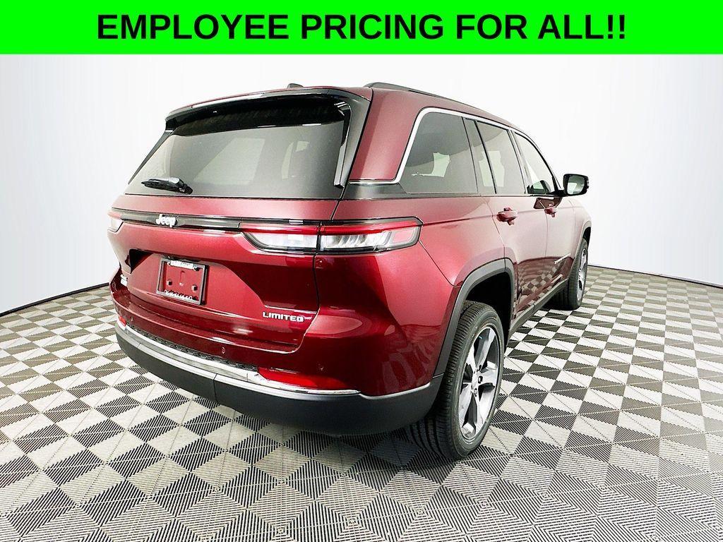 new 2025 Jeep Grand Cherokee car, priced at $47,750