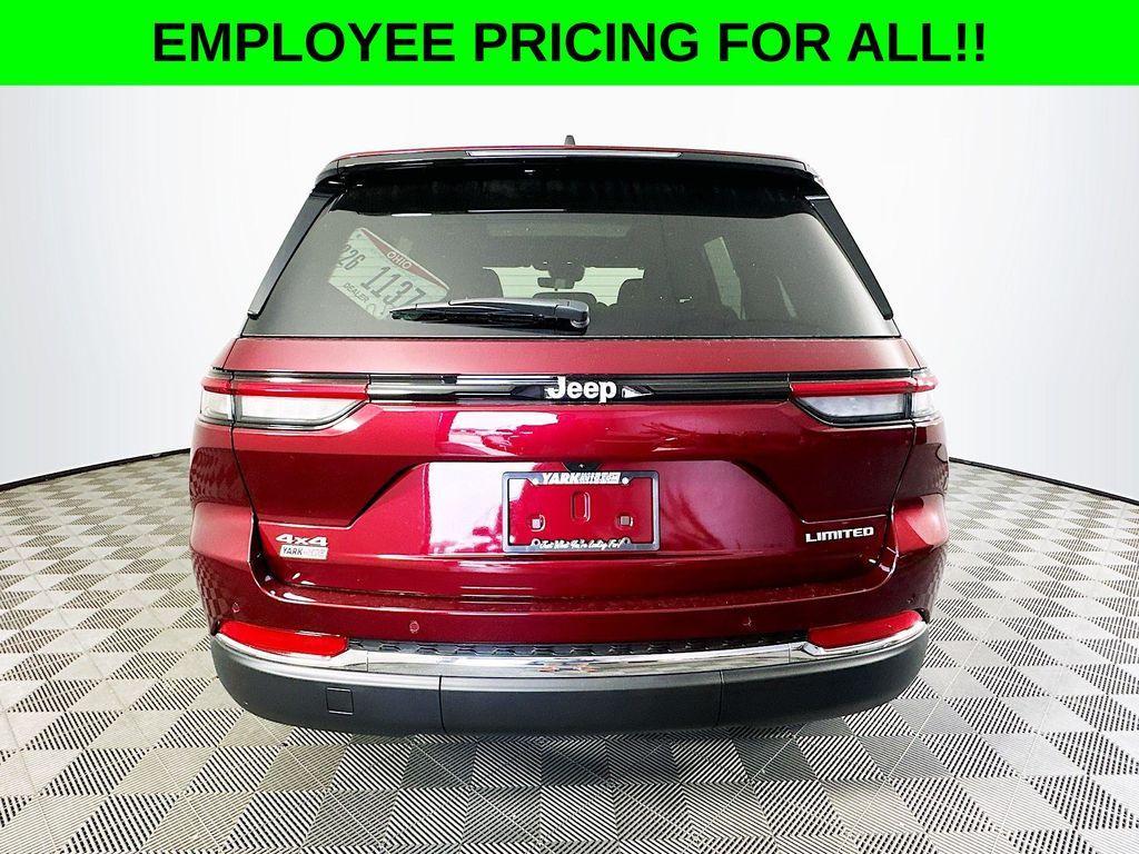 new 2025 Jeep Grand Cherokee car, priced at $47,750
