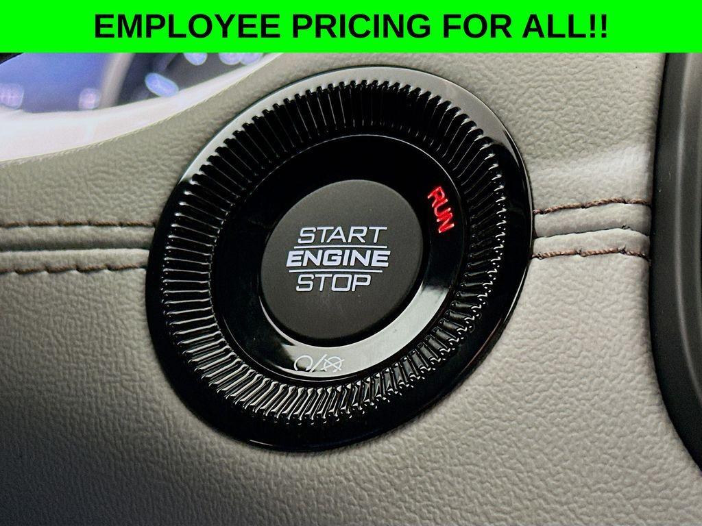 new 2025 Jeep Compass car, priced at $32,605