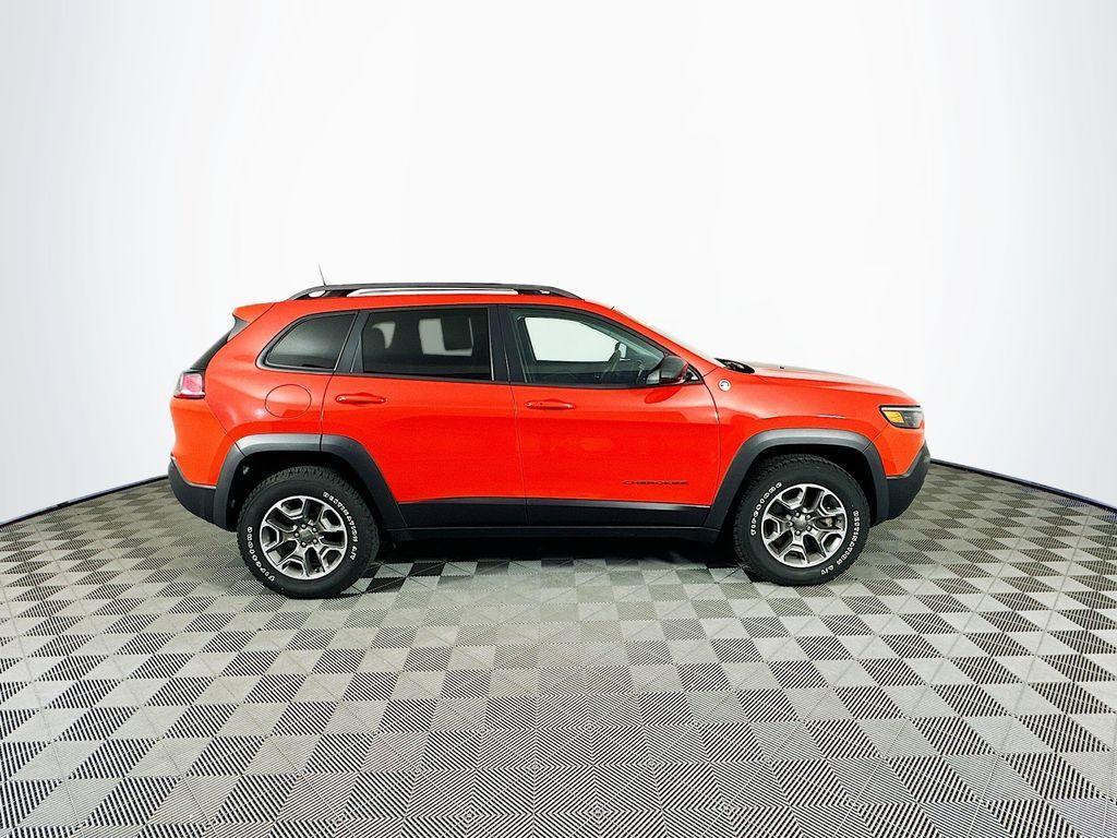 used 2021 Jeep Cherokee car, priced at $22,904