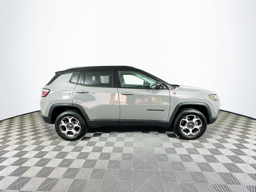 used 2022 Jeep Compass car, priced at $23,404
