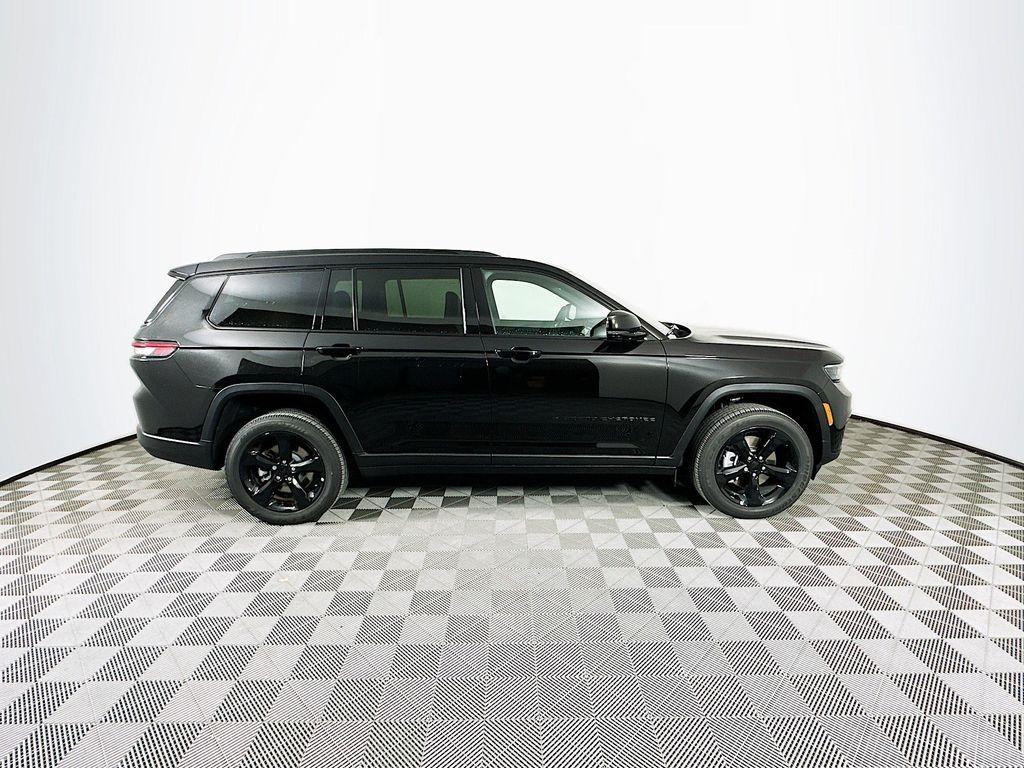 new 2025 Jeep Grand Cherokee L car, priced at $43,655