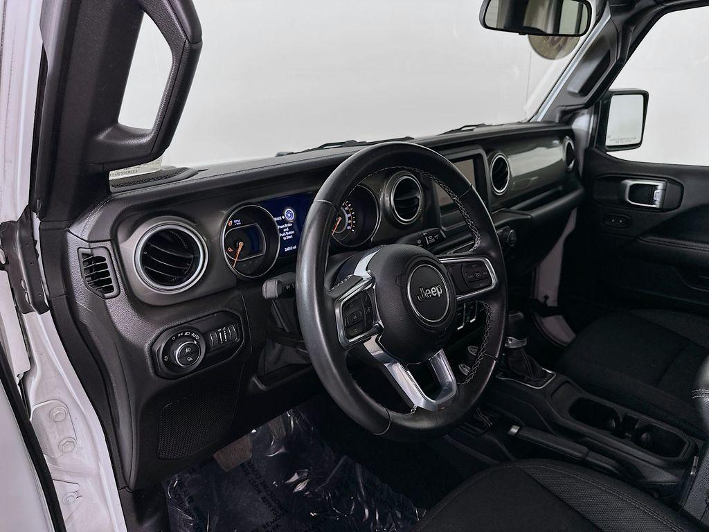 used 2021 Jeep Gladiator car, priced at $32,800