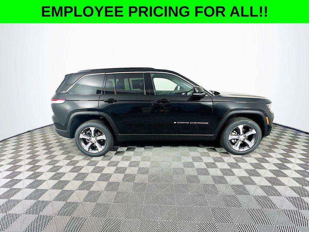 new 2025 Jeep Grand Cherokee car, priced at $46,451