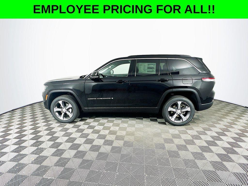 new 2025 Jeep Grand Cherokee car, priced at $46,451