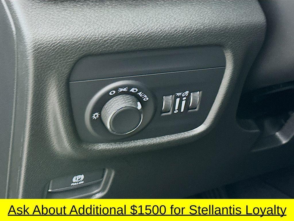 new 2025 Jeep Grand Cherokee L car, priced at $34,937