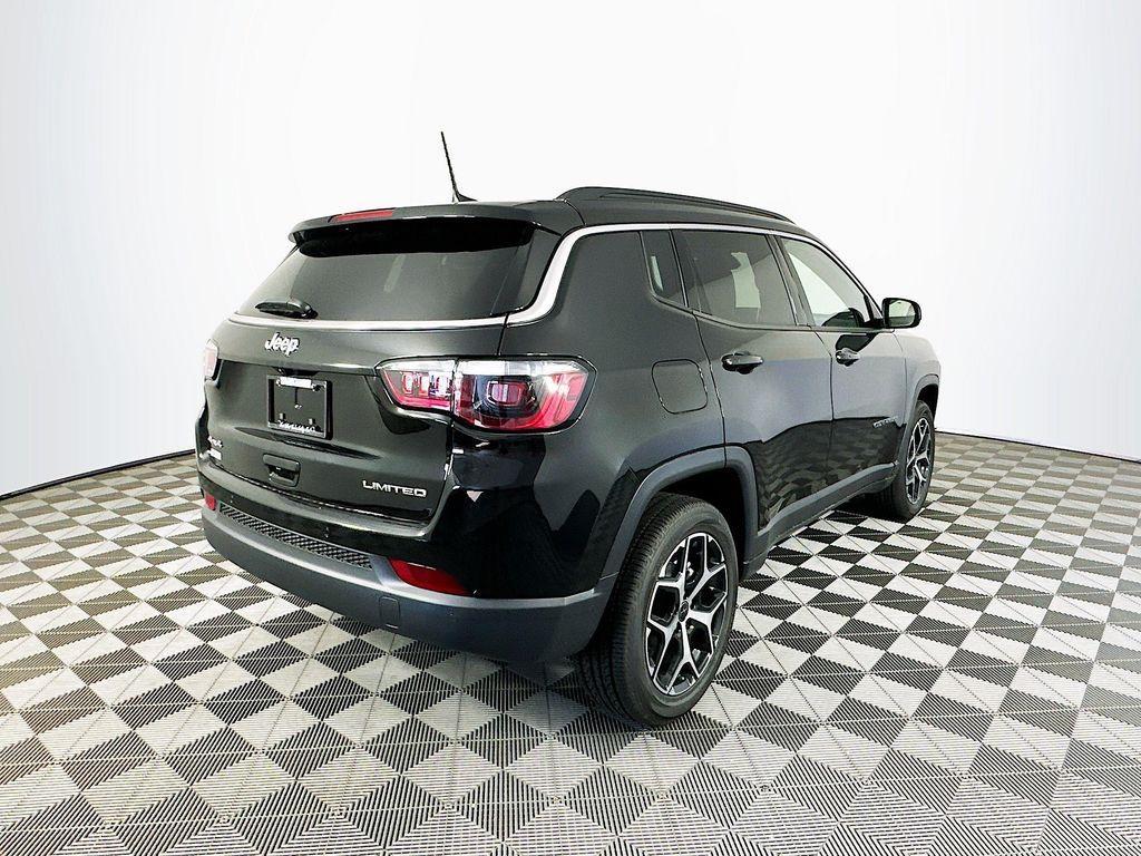 new 2025 Jeep Compass car, priced at $30,985