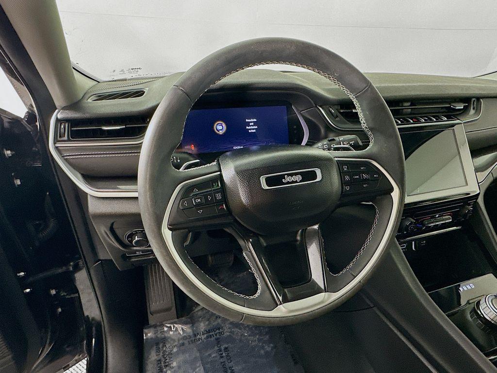 used 2023 Jeep Grand Cherokee L car, priced at $25,998