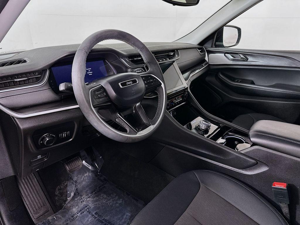 used 2023 Jeep Grand Cherokee L car, priced at $25,998