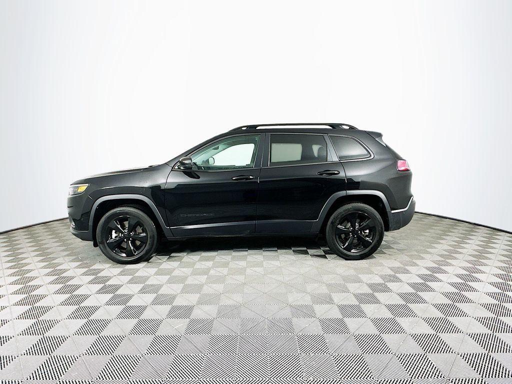 used 2023 Jeep Cherokee car, priced at $26,399