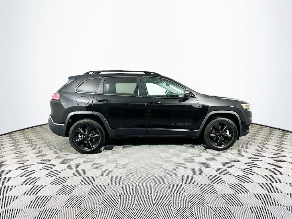 used 2023 Jeep Cherokee car, priced at $26,399