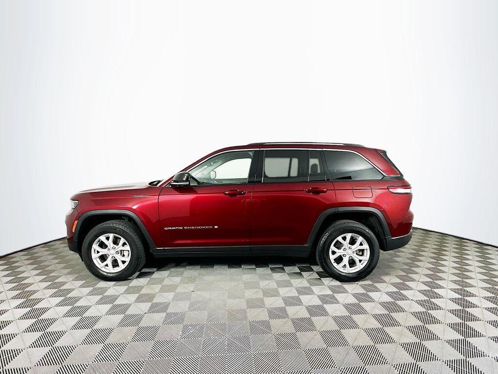 used 2023 Jeep Grand Cherokee car, priced at $32,504