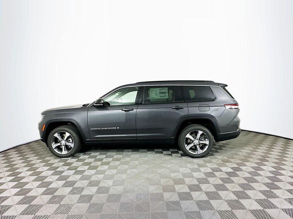 new 2025 Jeep Grand Cherokee L car, priced at $46,331