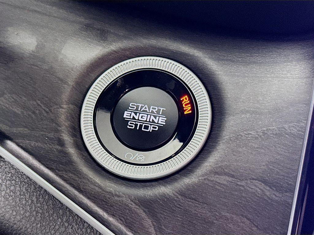 new 2025 Jeep Grand Cherokee L car, priced at $46,331