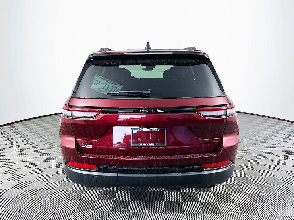 new 2025 Jeep Grand Cherokee car, priced at $45,895