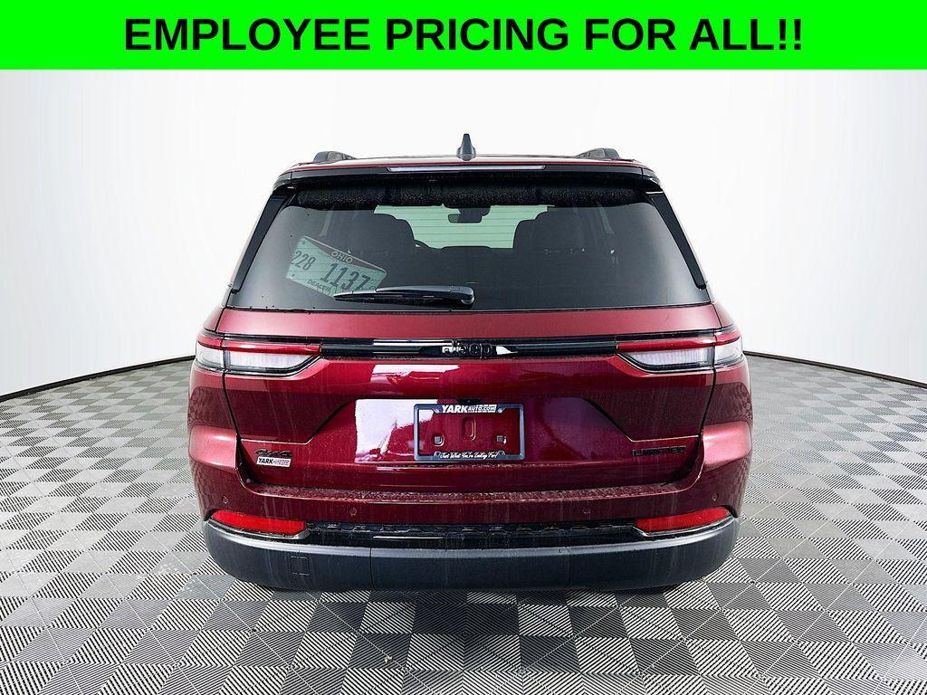 new 2025 Jeep Grand Cherokee car, priced at $48,645