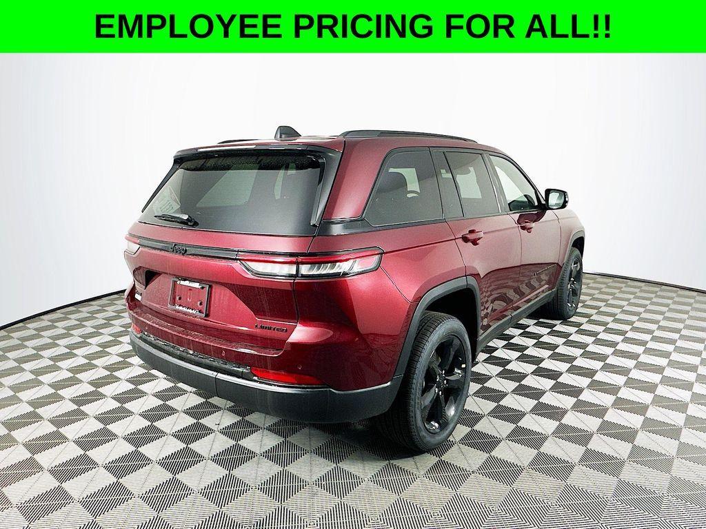 new 2025 Jeep Grand Cherokee car, priced at $48,645