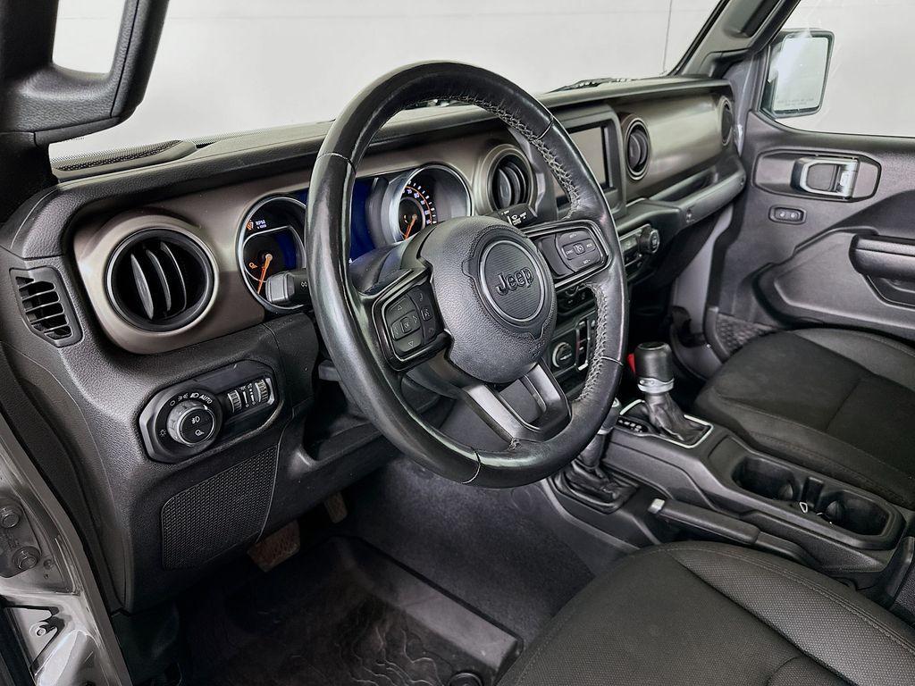 used 2020 Jeep Gladiator car, priced at $28,303