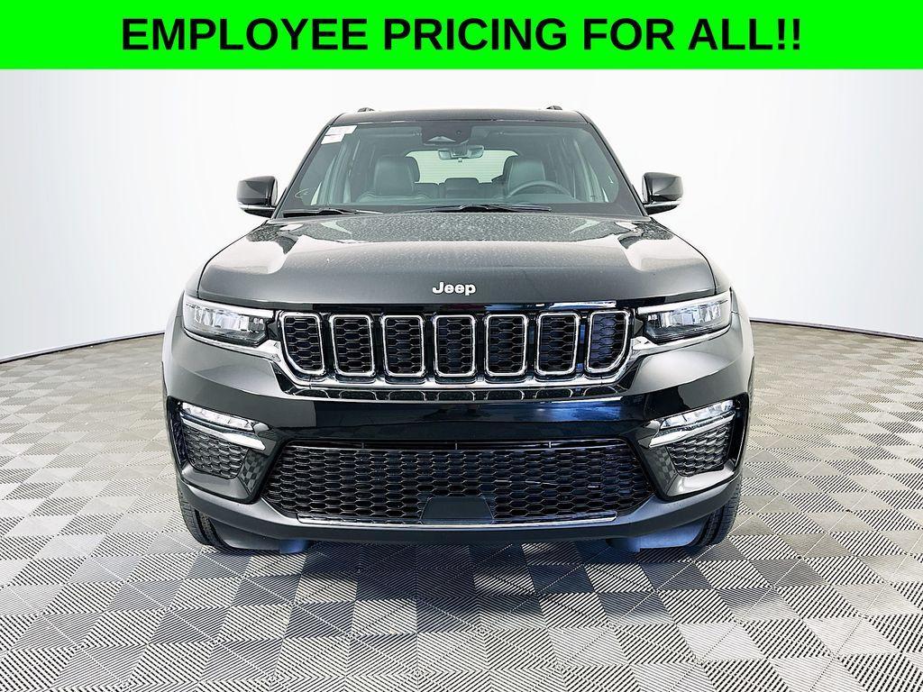new 2025 Jeep Grand Cherokee car, priced at $47,750