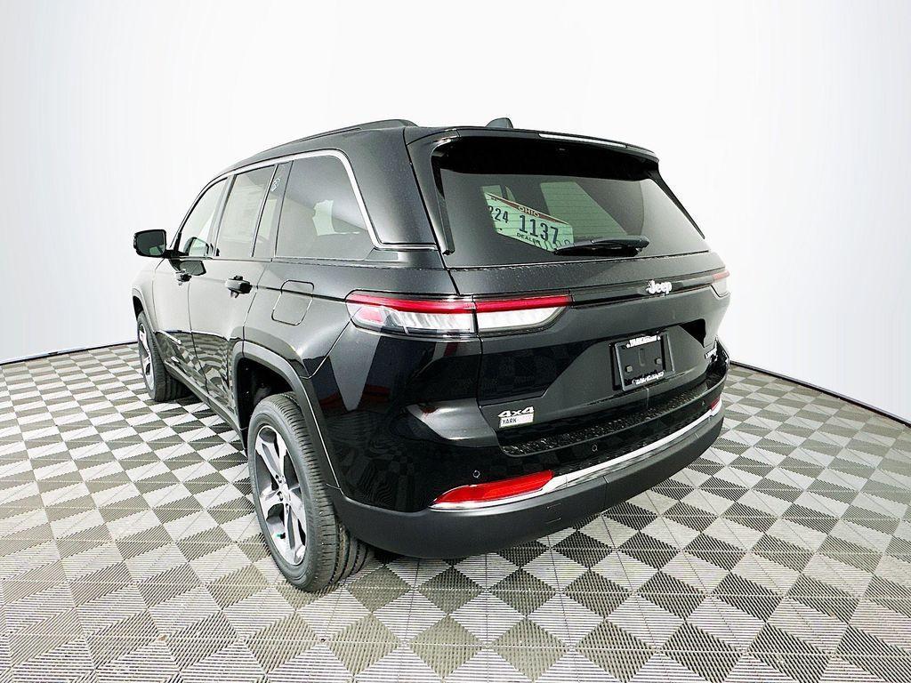 new 2025 Jeep Grand Cherokee car, priced at $41,750