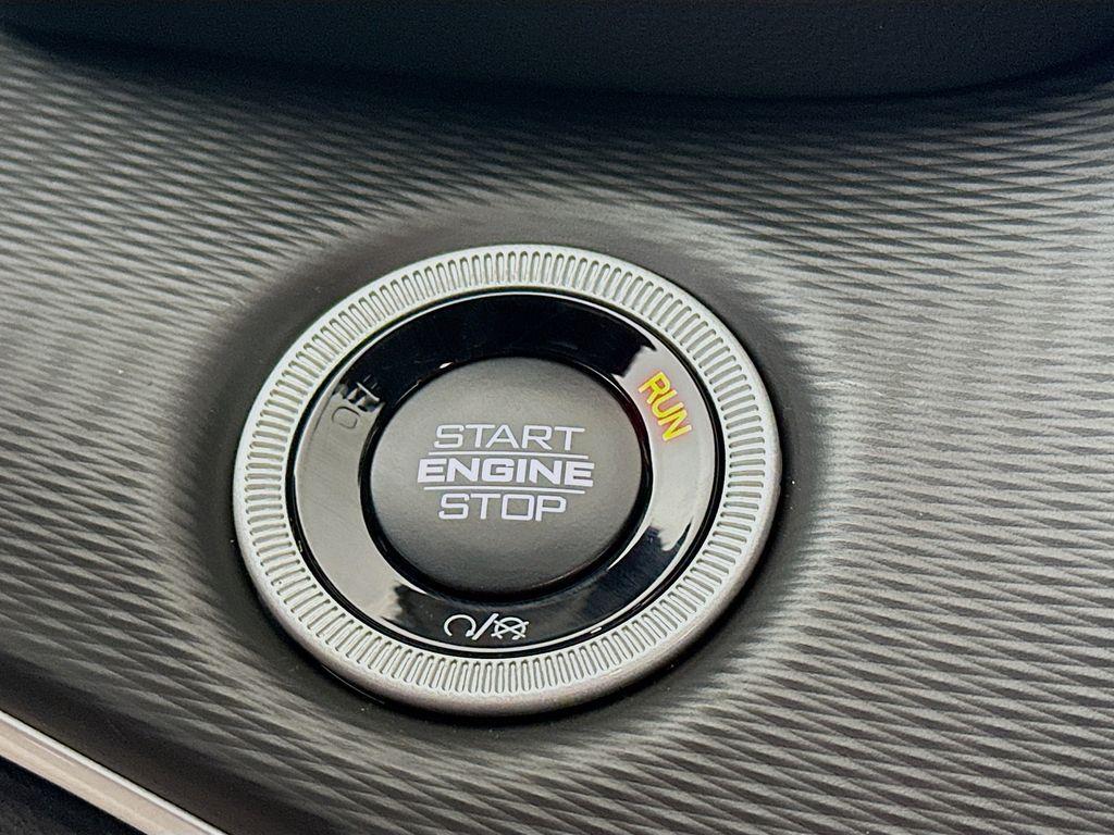 new 2025 Jeep Grand Cherokee L car, priced at $42,537