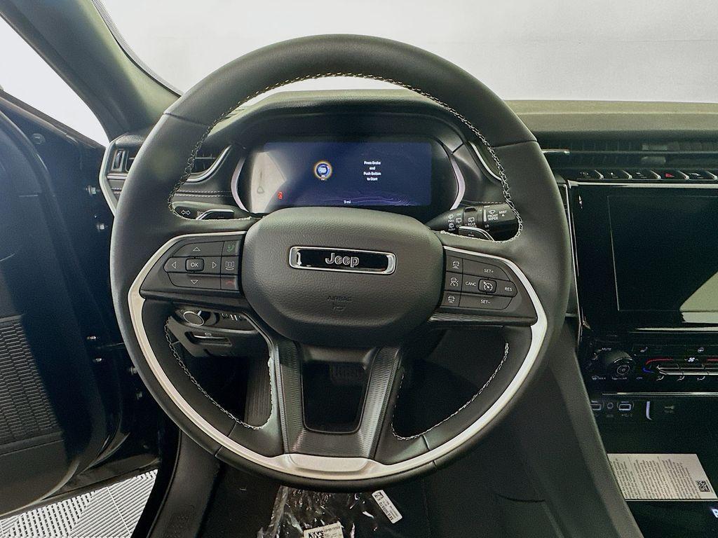 new 2025 Jeep Grand Cherokee L car, priced at $42,537
