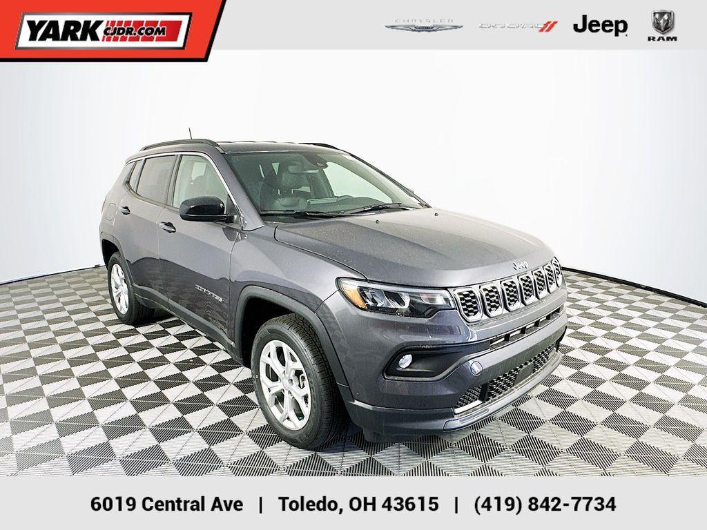 new 2024 Jeep Compass car, priced at $24,921